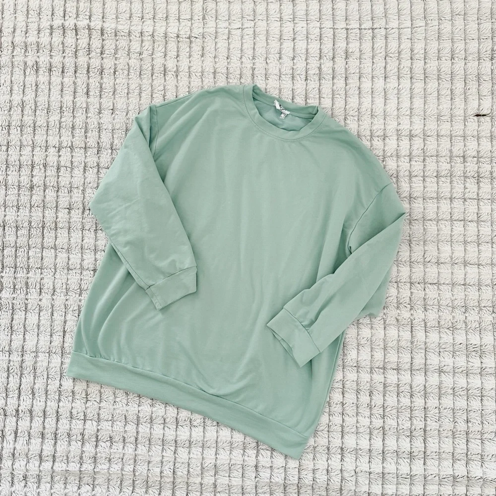 Princess Polly Oversized Sweater - Picture 2 of 5